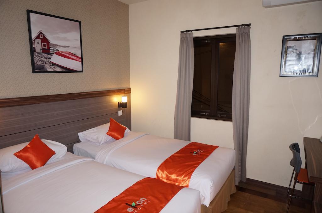 Ekon Hotel Yogyakarta Chambre photo