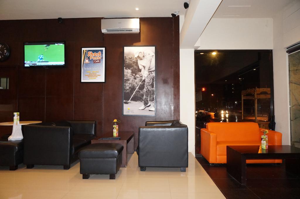 Ekon Hotel Yogyakarta Extérieur photo