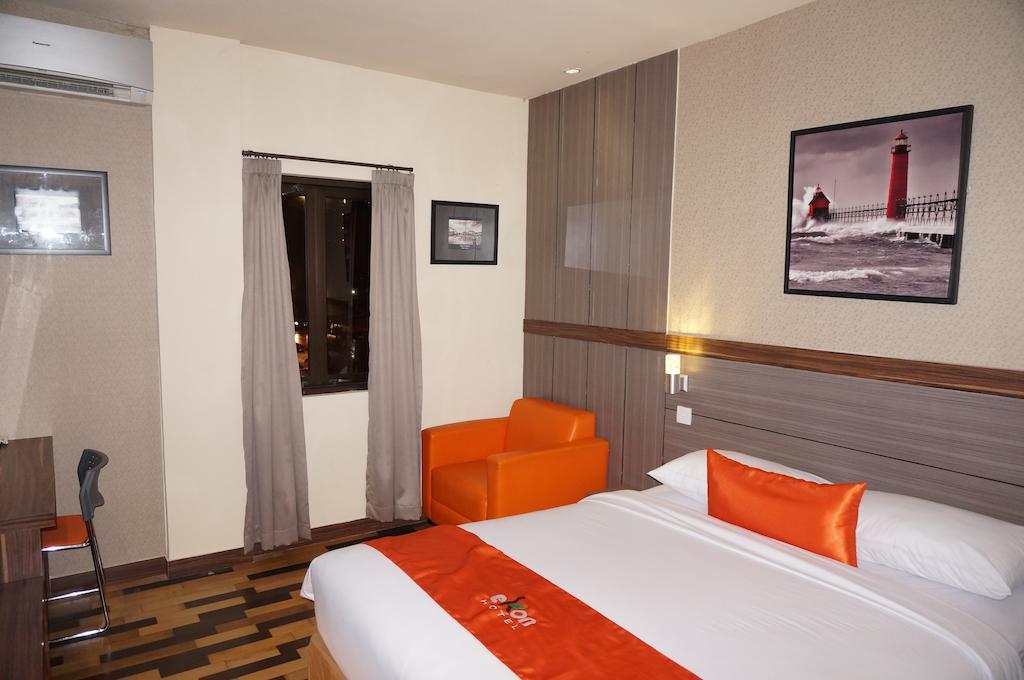 Ekon Hotel Yogyakarta Extérieur photo